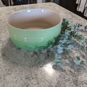 Le Creuset Large Souffle Bowl in Palm